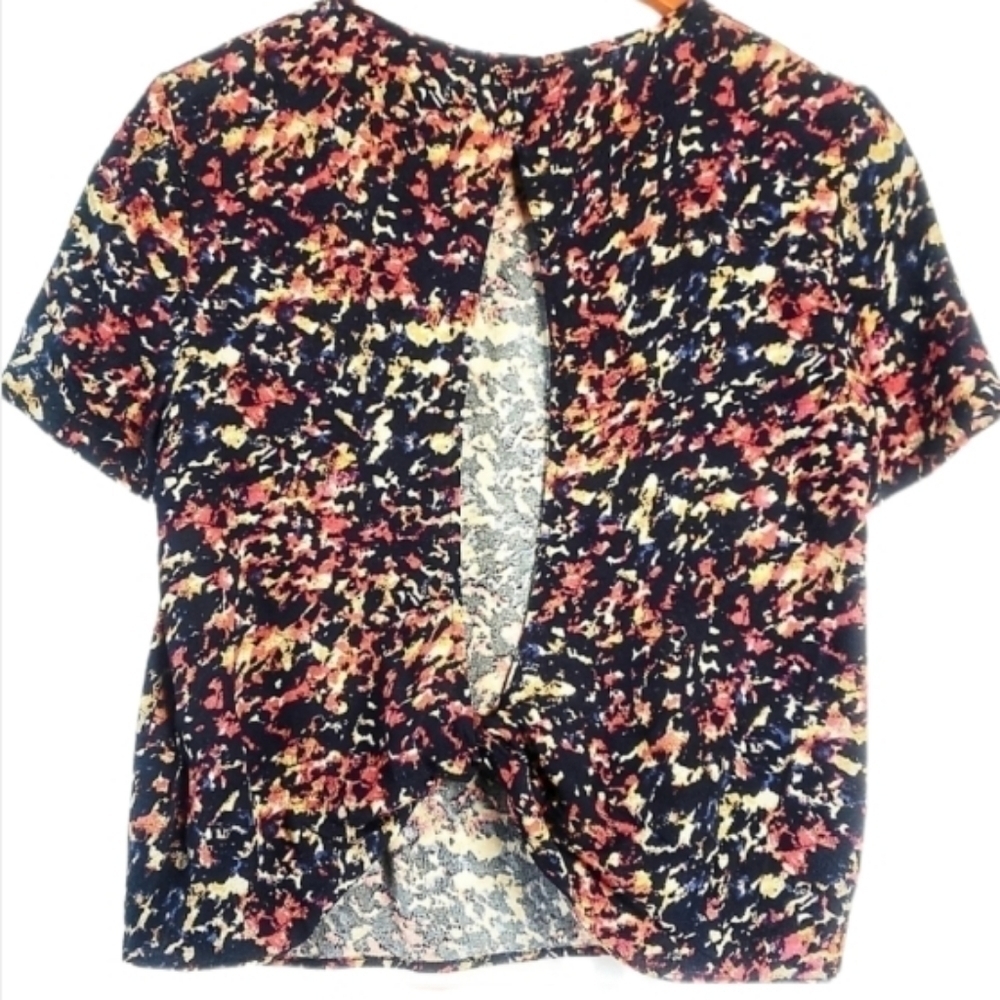 𝅺NEW! ZARA Short Sleeve Blouse Cut Out Detail.